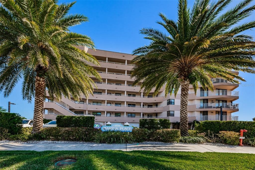 2539 GARY CIRCLE UNIT 503 DUNEDIN, FL 34698