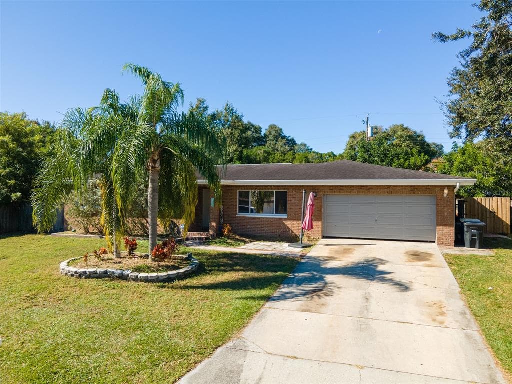 1338 EMILY COURT CLEARWATER, FL 33756