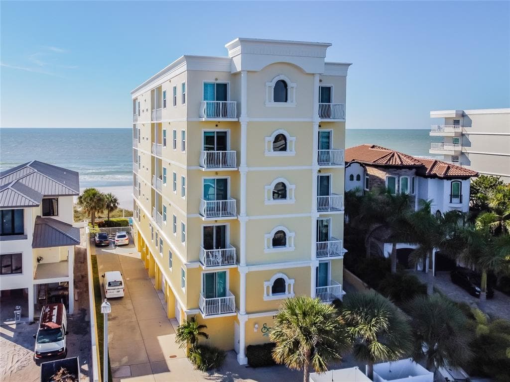 19340 GULF BOULEVARD UNIT 201 INDIAN SHORES, FL 33785