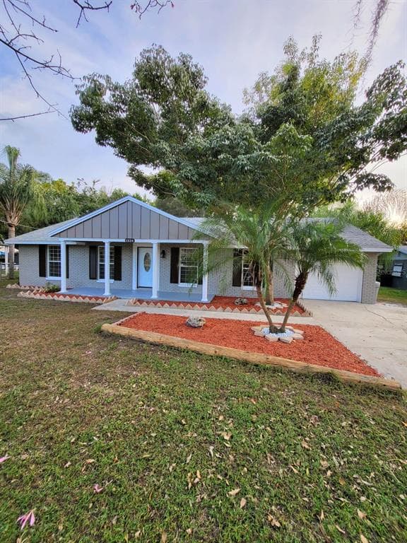 1334 STATELY OAKS DRIVE NW WINTER HAVEN, FL 33881