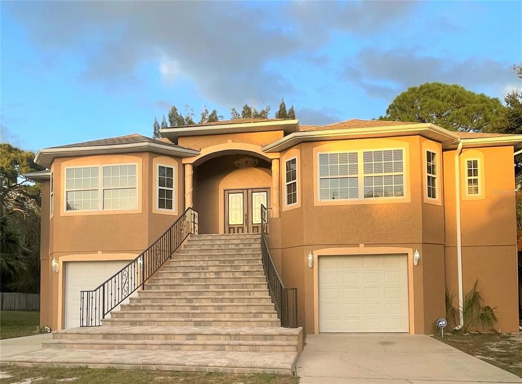 733 SEMINOLE BLVD