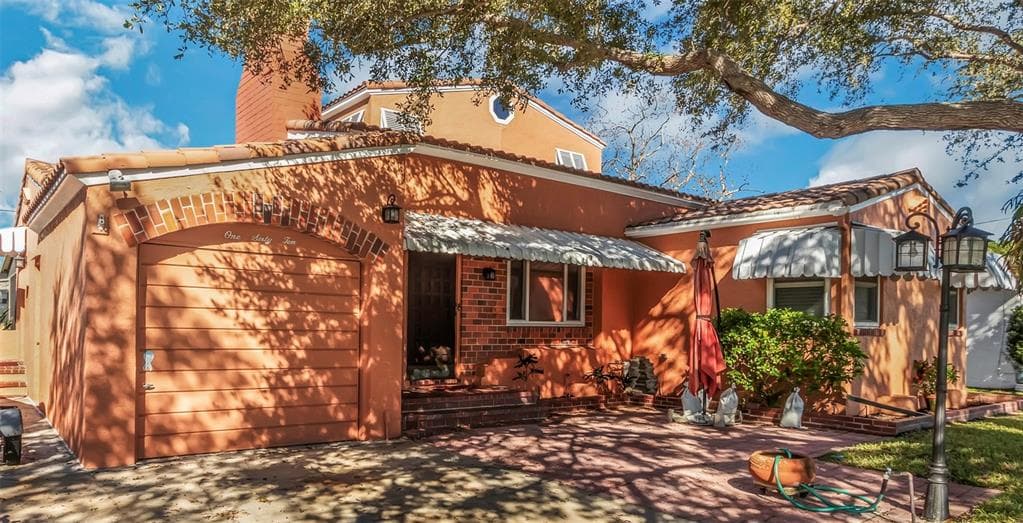 16010 REDINGTON DRIVE REDINGTON BEACH, FL 33708