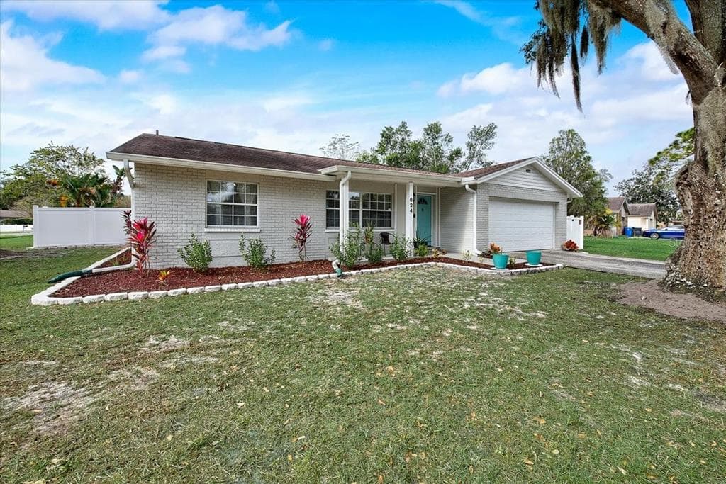 624 PINE FOREST DRIVE