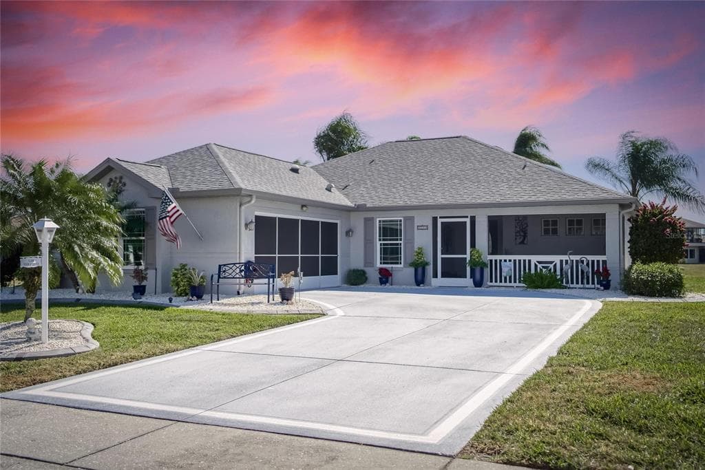 2335 EMERALD LAKE DRIVE SUN CITY CENTER, FL 33573
