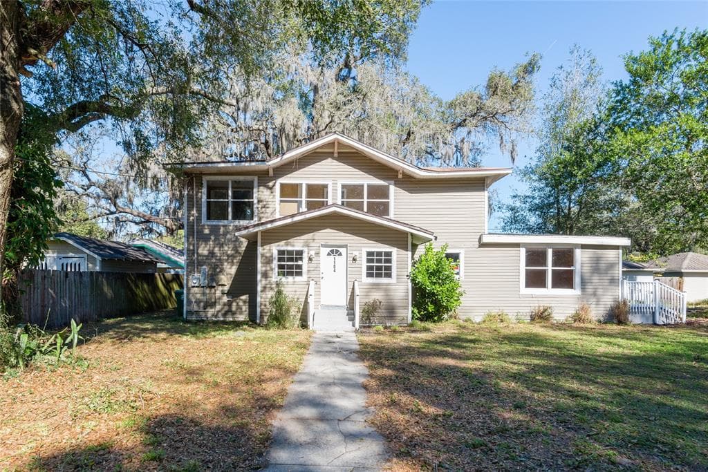 1104 E GENESEE STREET TAMPA, FL 33603