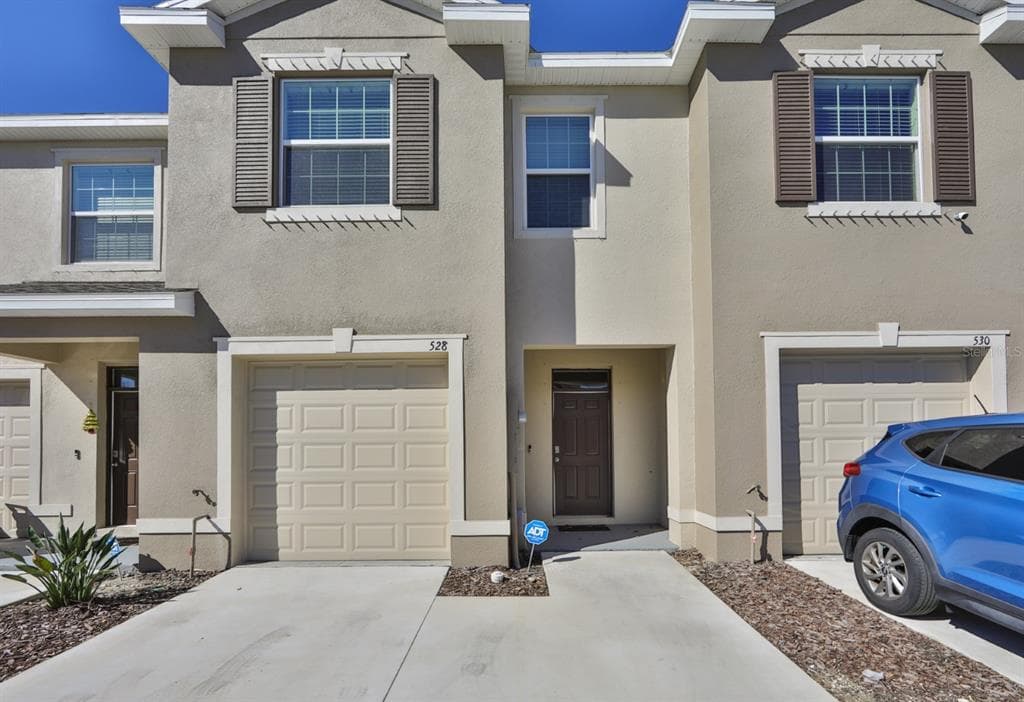 528 GLENN CROSS DRIVE RUSKIN, FL 33570