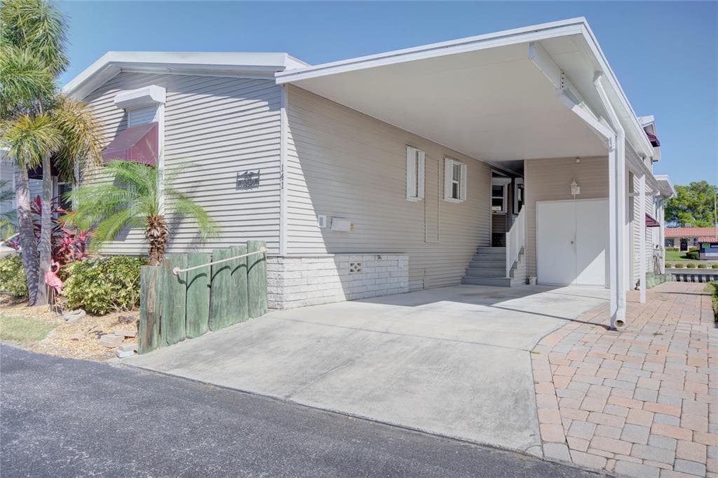 18675 US HIGHWAY 19 N UNIT 141 CLEARWATER, FL 33764