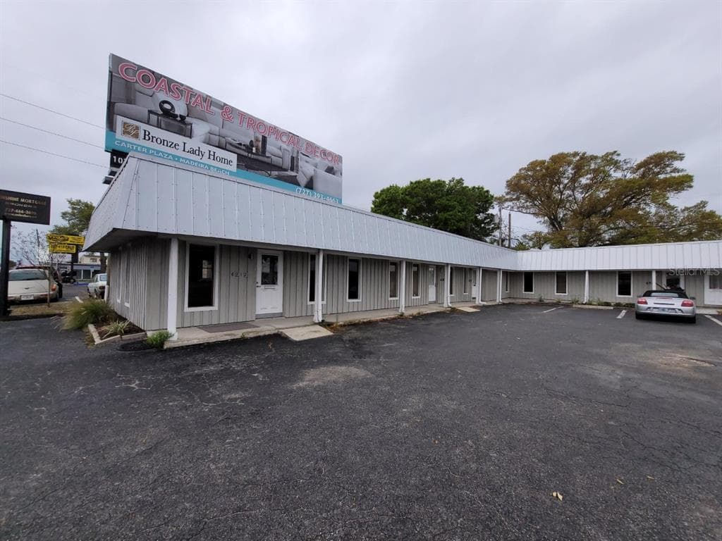 6240 SEMINOLE BOULEVARD UNIT 6240 SEMINOLE, FL 33772