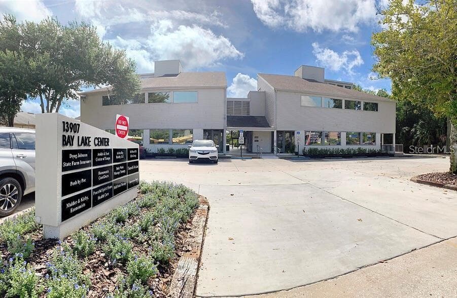 13907 N DALE MABRY HIGHWAY UNIT 216 TAMPA, FL 33618