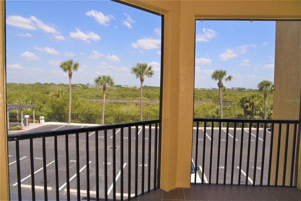 4305 BAYSIDE VILLAGE DRIVE UNIT 201 TAMPA, FL 33615