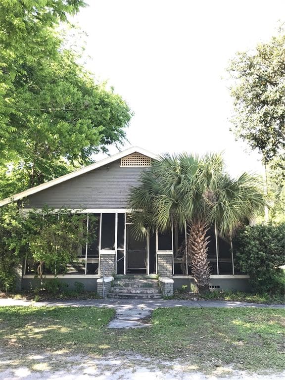2318 E 9TH AVENUE TAMPA, FL 33605