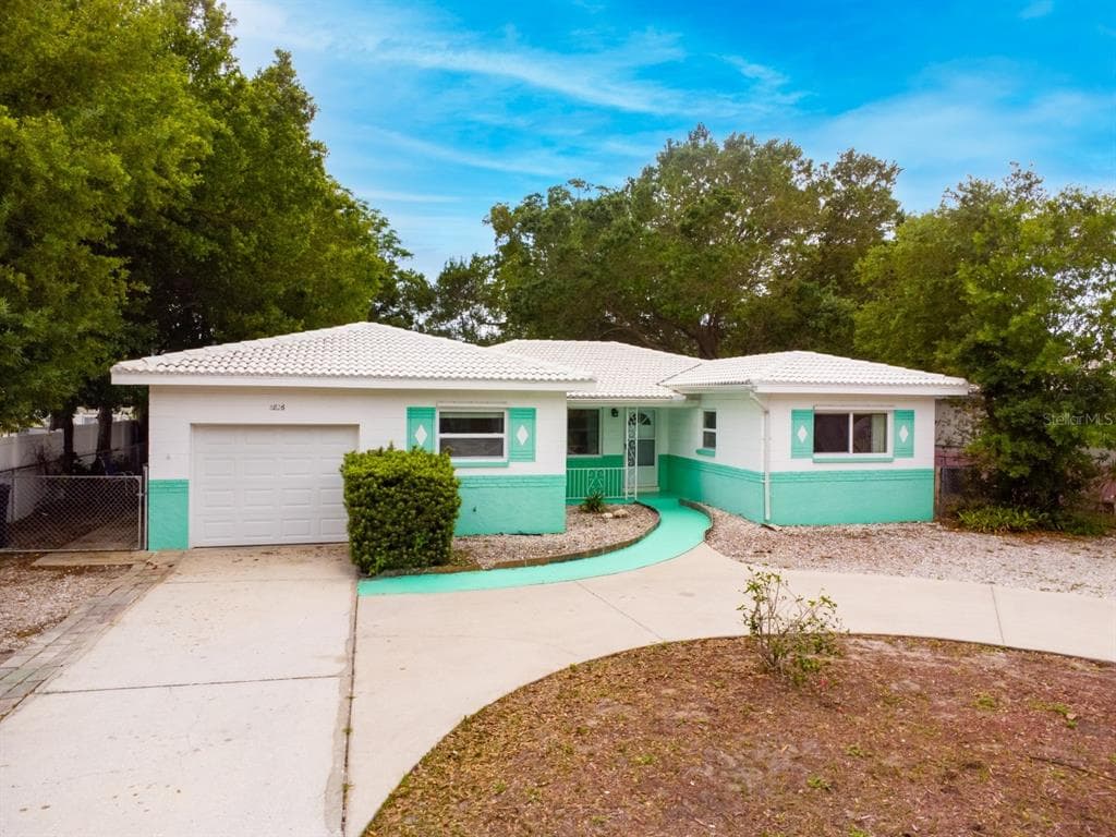 5826 20TH AVENUE S GULFPORT, FL 33707