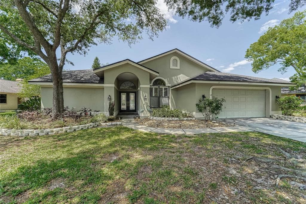 5437 OAKRIDGE DRIVE