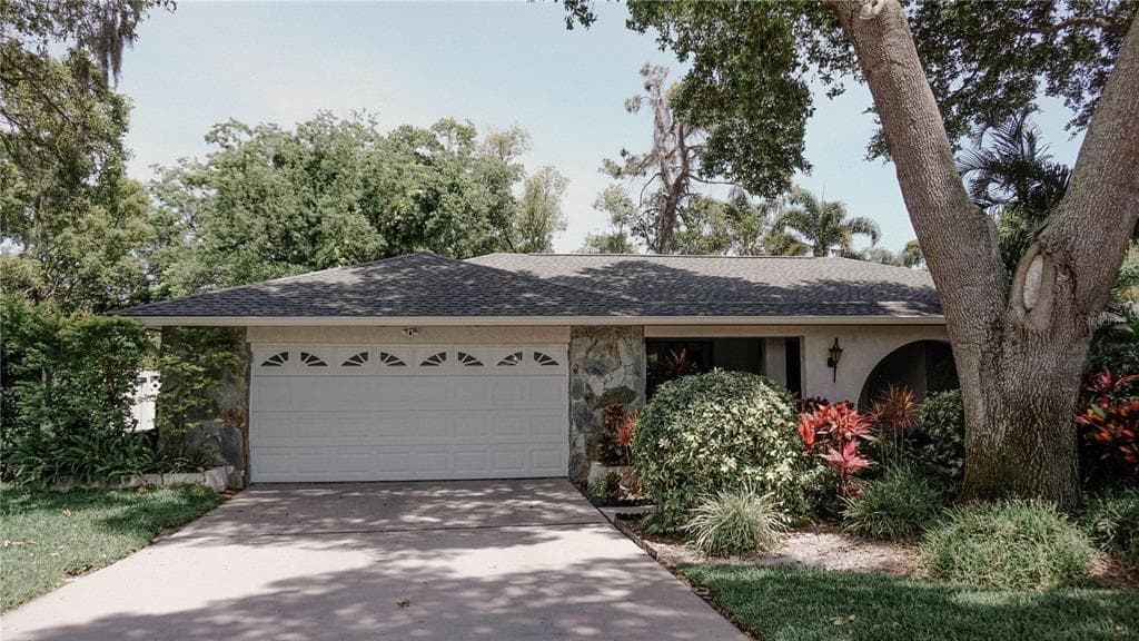 2417 INDIAN TRAIL W PALM HARBOR, FL 34683