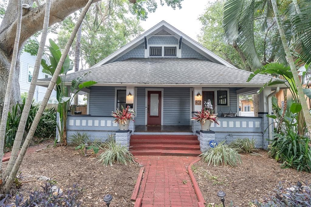 241 8TH AVENUE N ST PETERSBURG, FL 33701