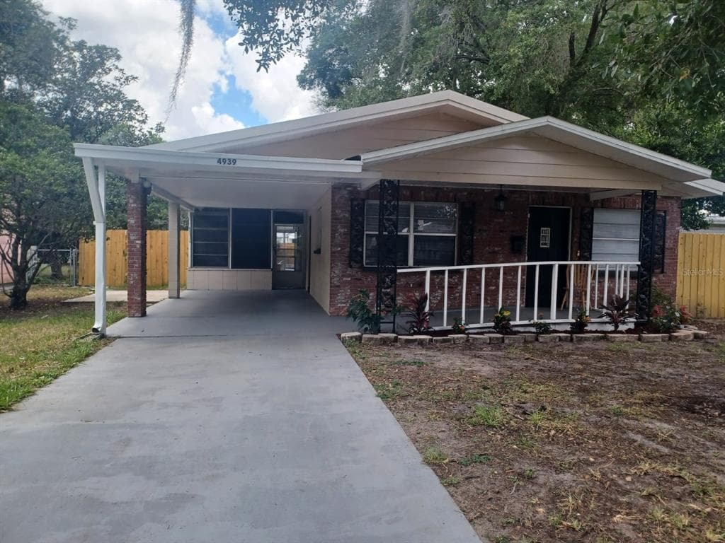 4939 18TH STREET ZEPHYRHILLS, FL 33542
