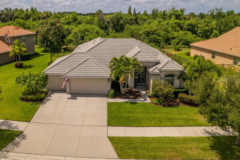 313 ROYAL BONNET DRIVE