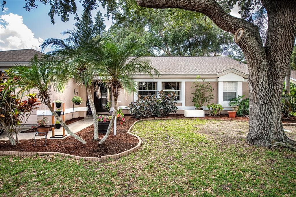 4800 HAMLETS GROVE DRIVE SARASOTA, FL 34235