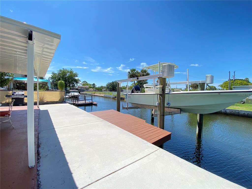 6801 SANDERLING LANE HUDSON, FL 34667