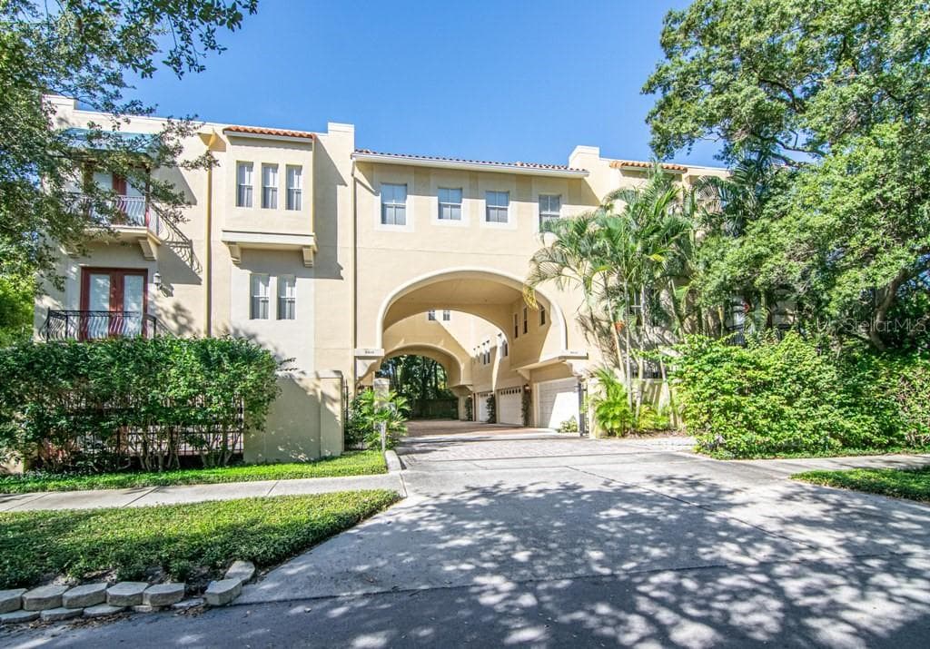 3010 W STOVALL STREET UNIT C TAMPA, FL 33629