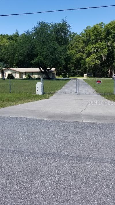 742 CR 533 SUMTERVILLE, FL 33585