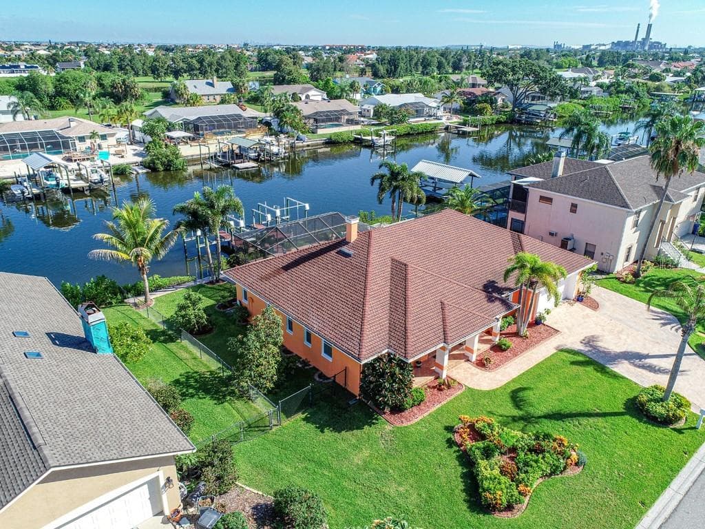 903 GOLF ISLAND DRIVE APOLLO BEACH, FL 33572
