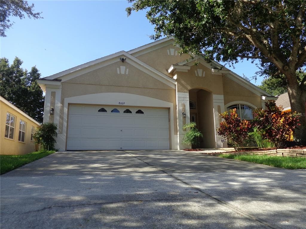 8009 TERRACE ARBOR COURT TEMPLE TERRACE, FL 33637