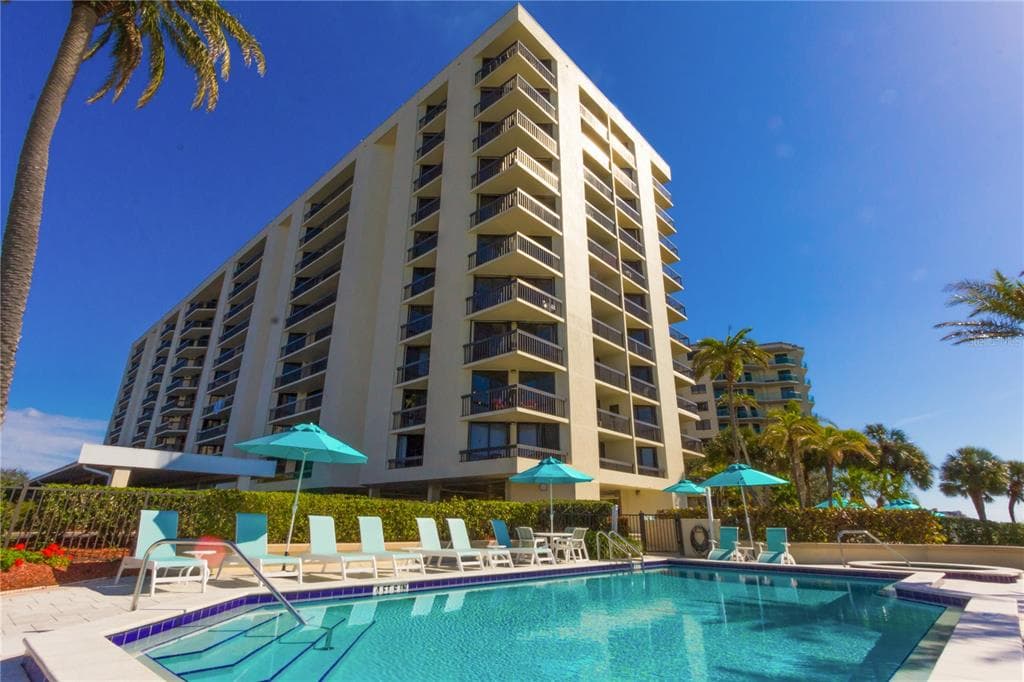 690 ISLAND WAY UNIT 1105 CLEARWATER, FL 33767
