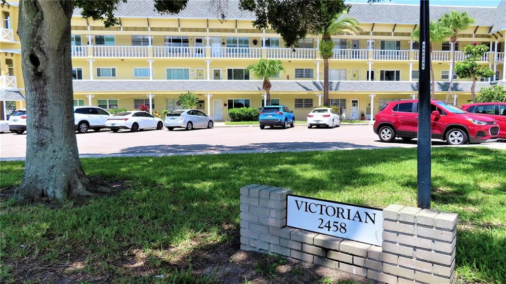 2458 FLORENTINE WAY UNIT 52