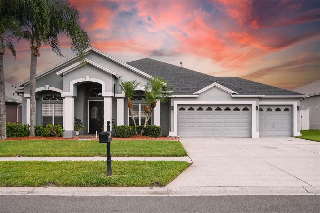 10126 QUEENS PARK DRIVE TAMPA, FL 33647
