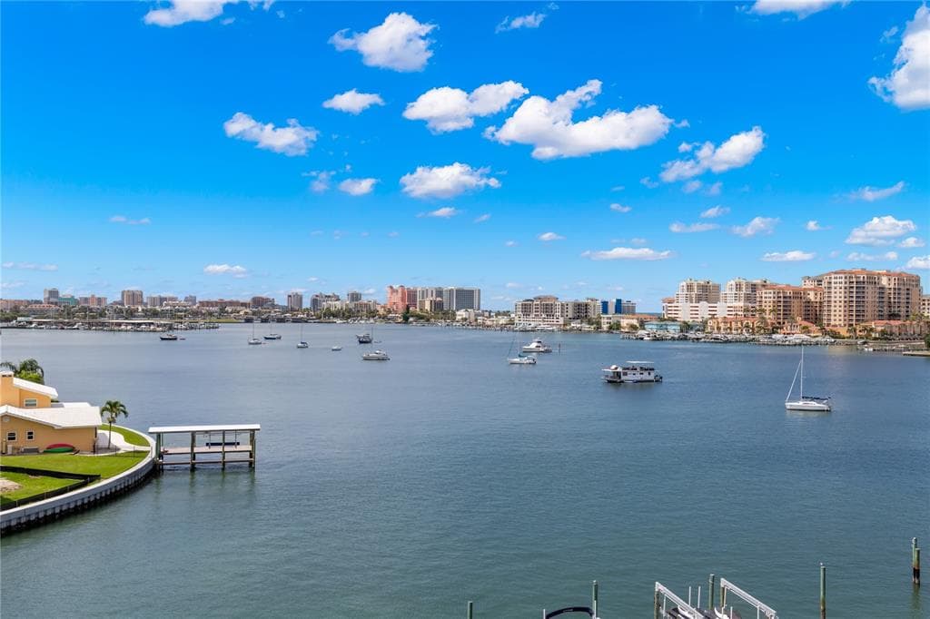 610 ISLAND WAY UNIT 506 CLEARWATER, FL 33767