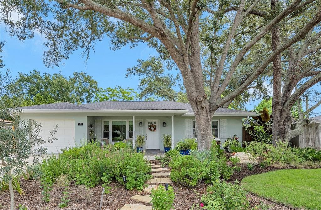 521 HIGHLAND AVENUE DUNEDIN, FL 34698