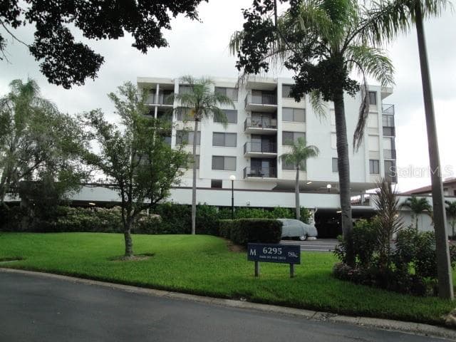 6295 BAHIA DEL MAR CIRCLE UNIT 501 ST PETERSBURG, FL 33715