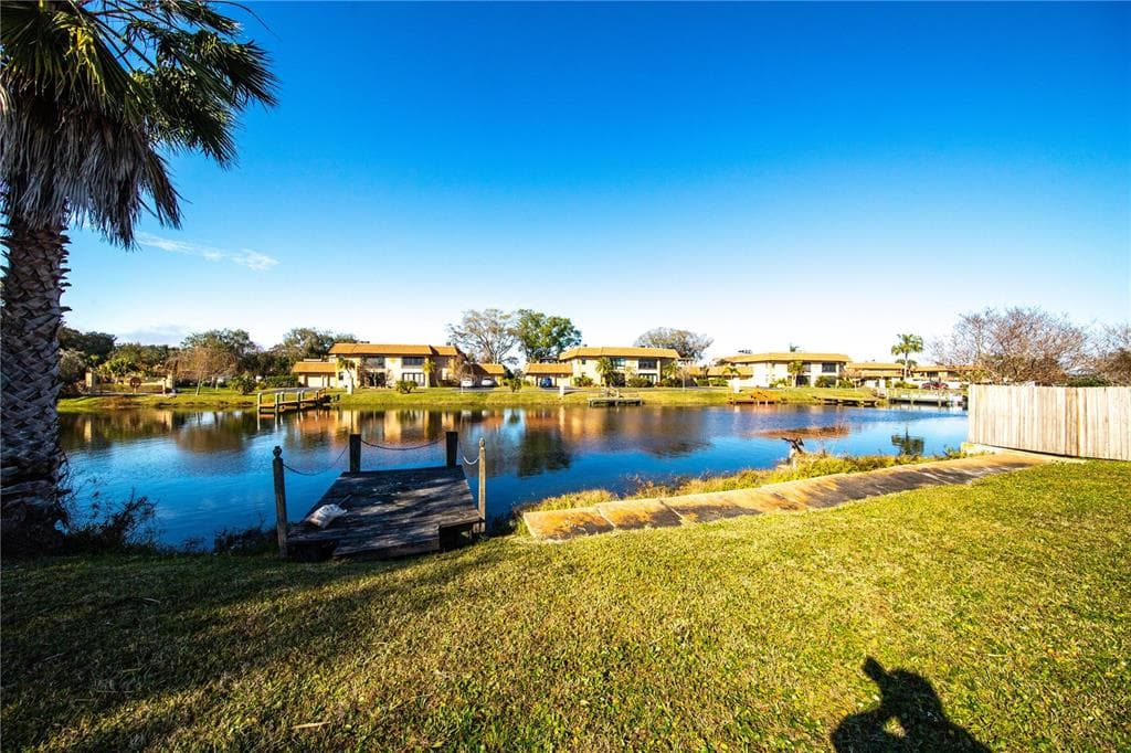 10143 106TH TERRACE LARGO, FL 33773