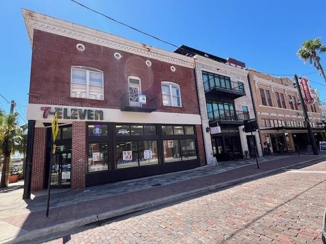 1535 E 7TH AVENUE TAMPA, FL 33605