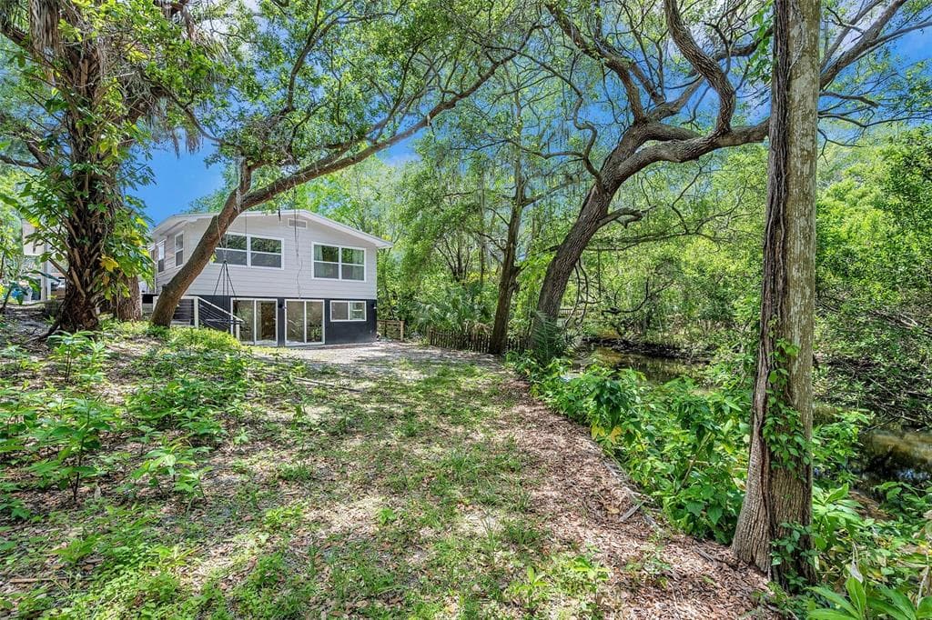 1158 BROOK RD CLEARWATER, FL 33755