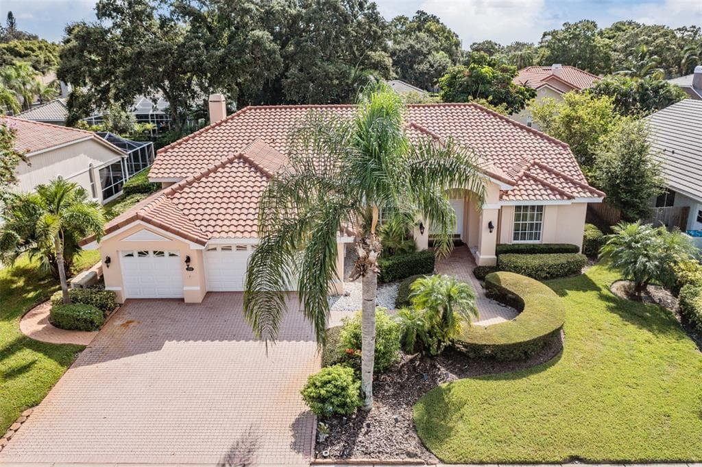 201 OLD OAK CIRCLE PALM HARBOR, FL 34683