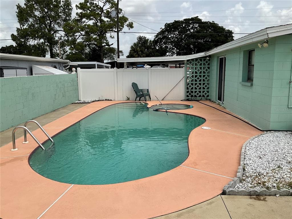 6406 W CLIFTON STREET TAMPA, FL 33634
