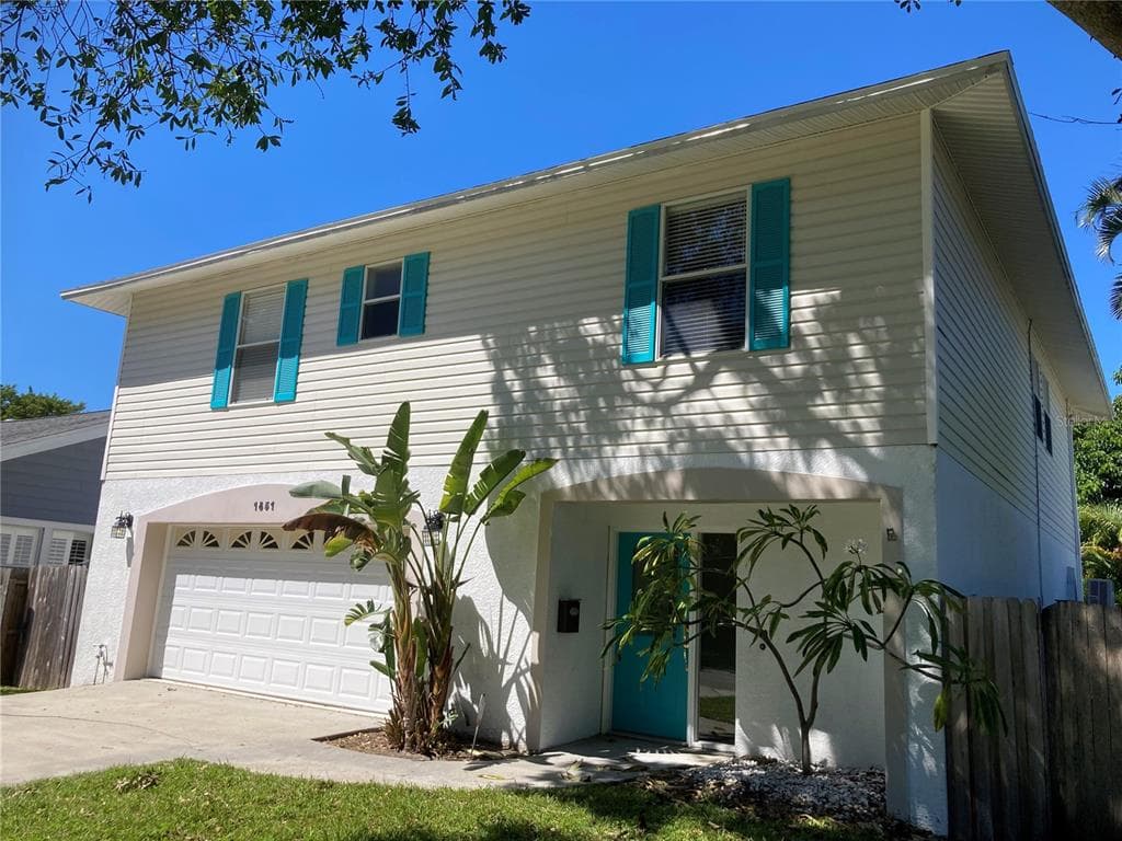 1851 MONTANA AVENUE NE ST PETERSBURG, FL 33703