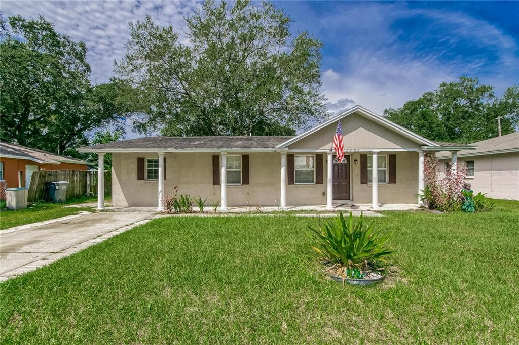 3203 PINELLAS PLACE