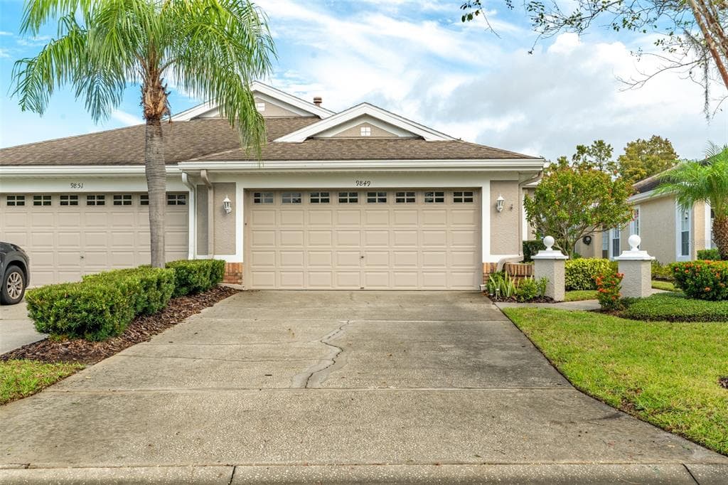 9849 BRIDGETON DRIVE TAMPA, FL 33626