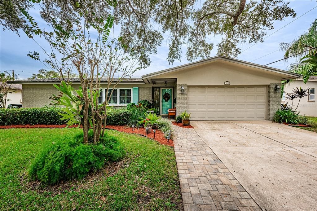 648 OBERLIN DRIVE
