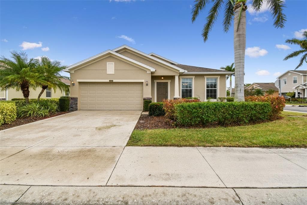 8418 KARPEAL DRIVE SARASOTA, FL 34238