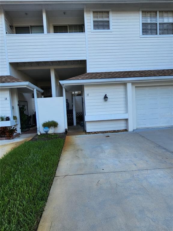 5207 BAYSHORE BOULEVARD UNIT 17 TAMPA, FL 33611