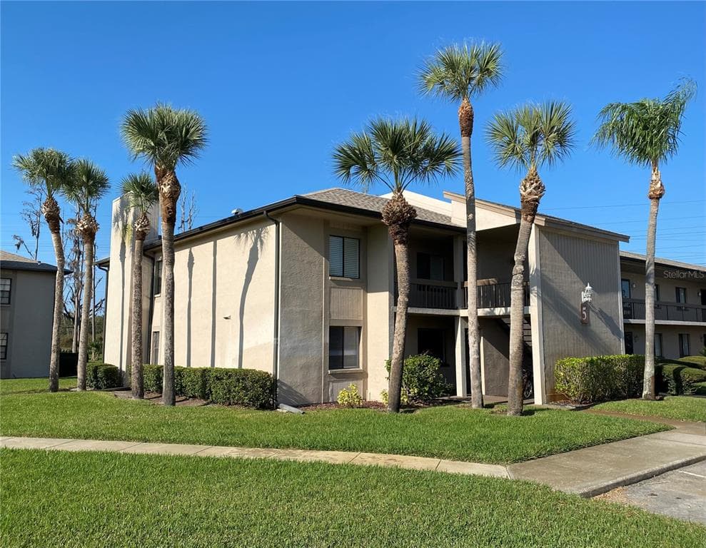 131 CAMILLE COURT UNIT 07 OLDSMAR, FL 34677
