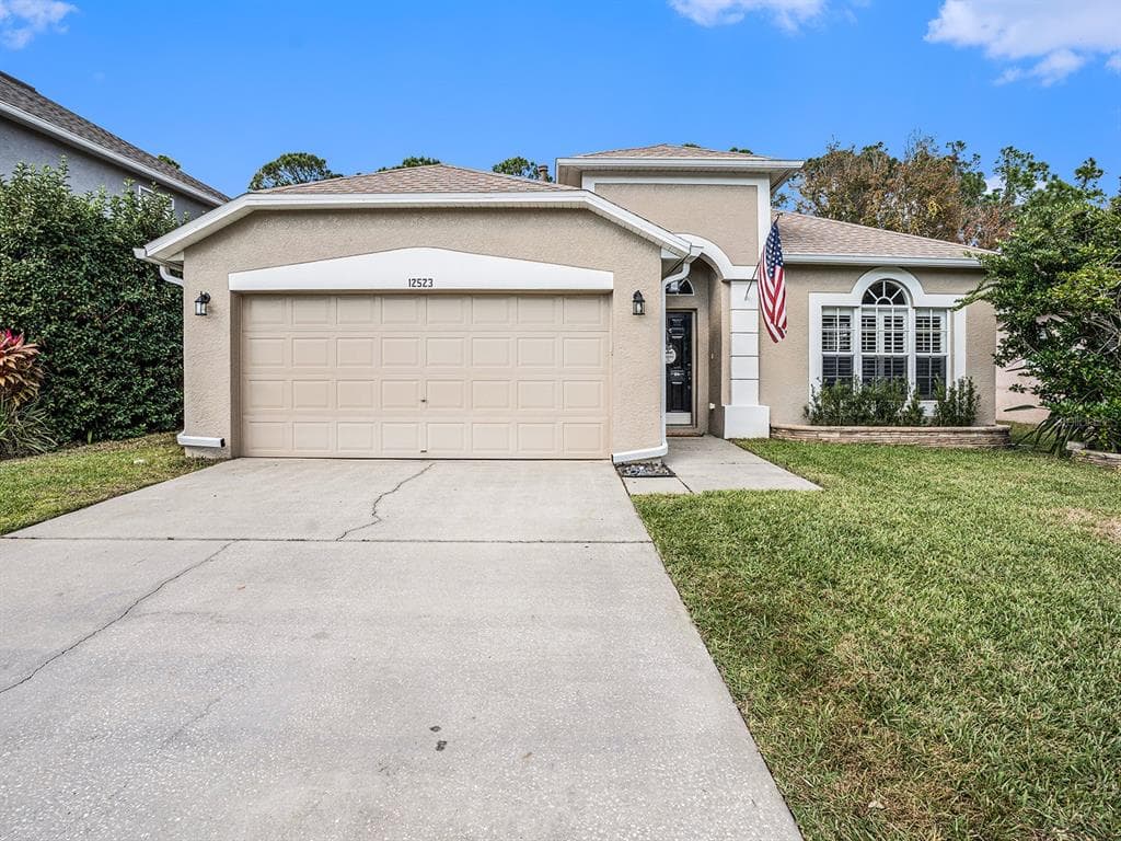 12523 SPARKLEBERRY RD