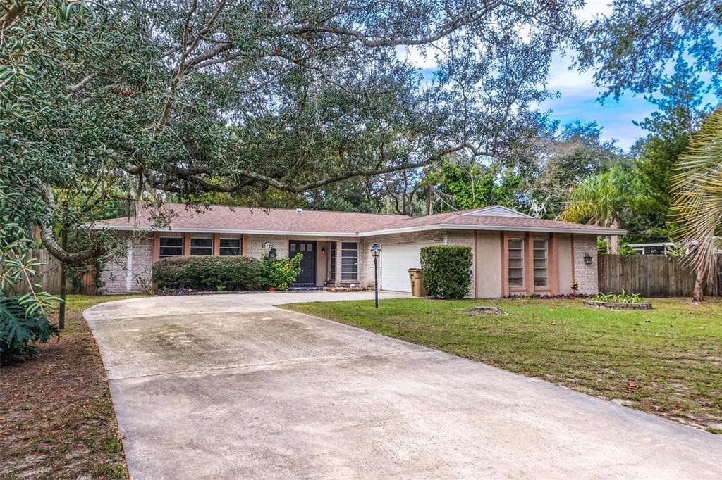 5125 ROLLING HILL COURT TEMPLE TERRACE, FL 33617