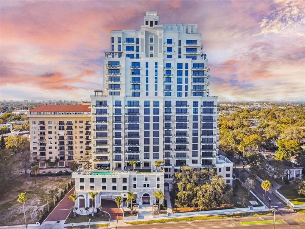 2103 BAYSHORE BOULEVARD UNIT 801