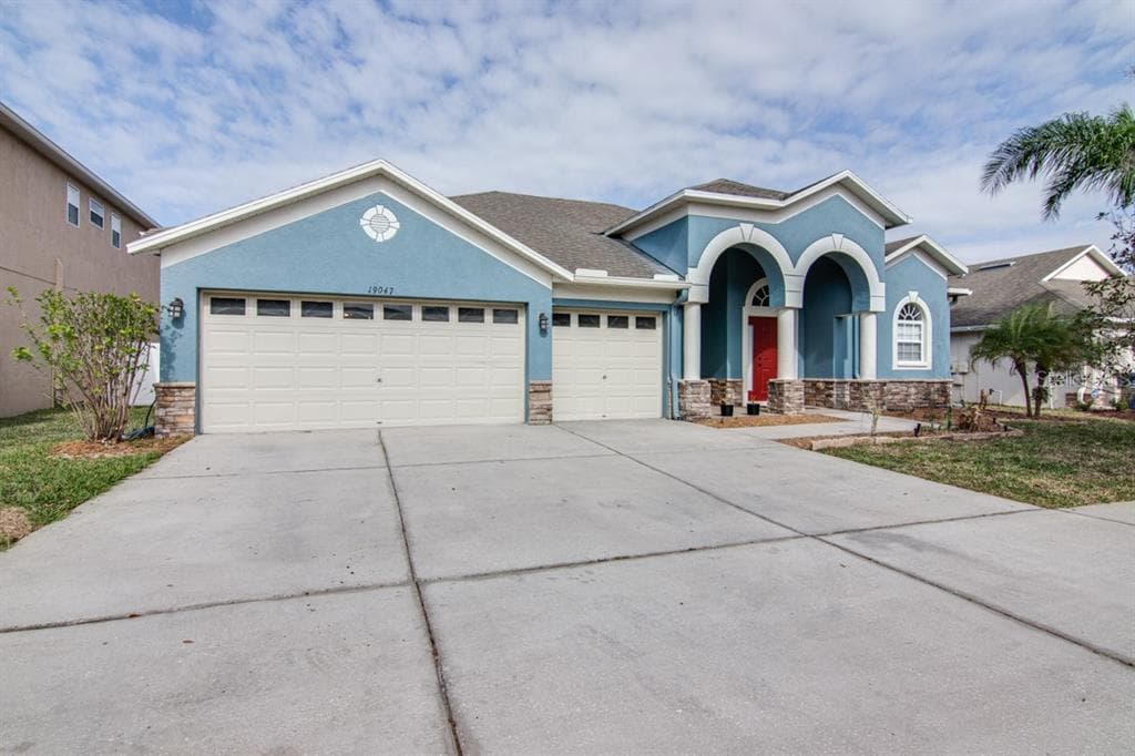 19047 CHISLEHURST DRIVE LAND O LAKES, FL 34638