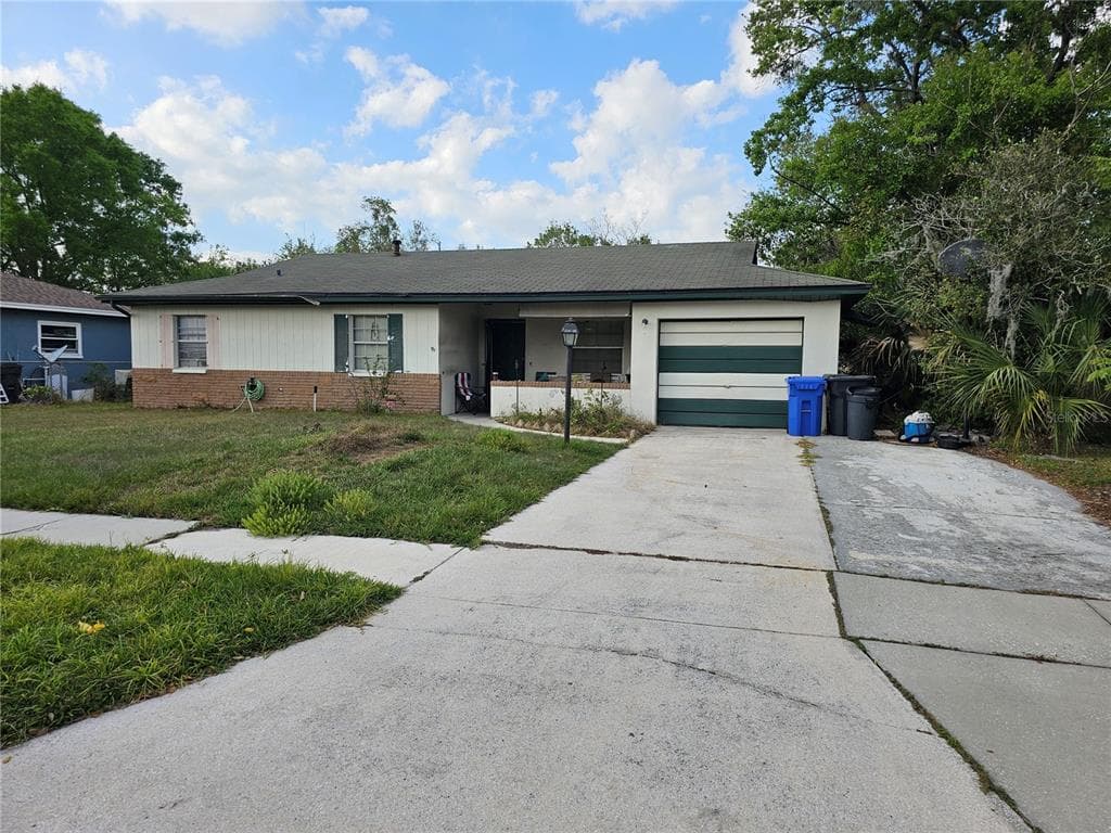 610 HUNTINGTON STREET BRANDON, FL 33511